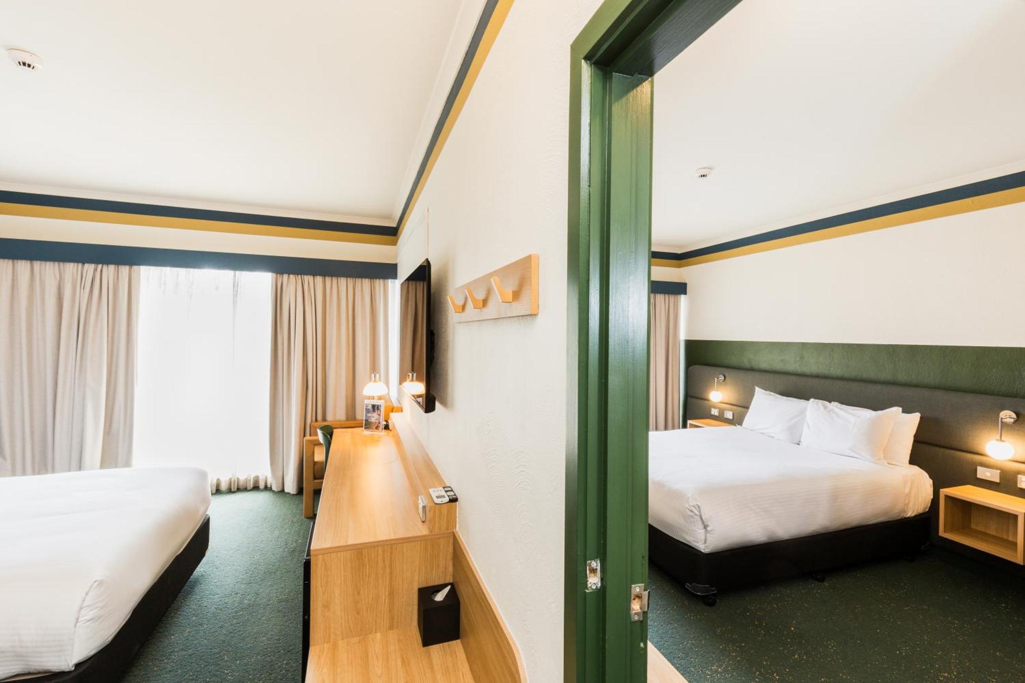 Statesman Hotel Canberra Pokoj fotografie